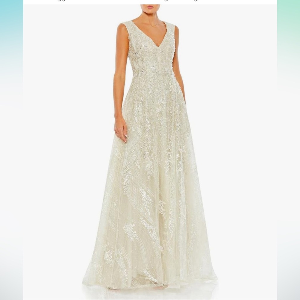 Mac Duggal 20312 Pearl Embroidered A-Line Gown Sleeveless Dress 12 NWT